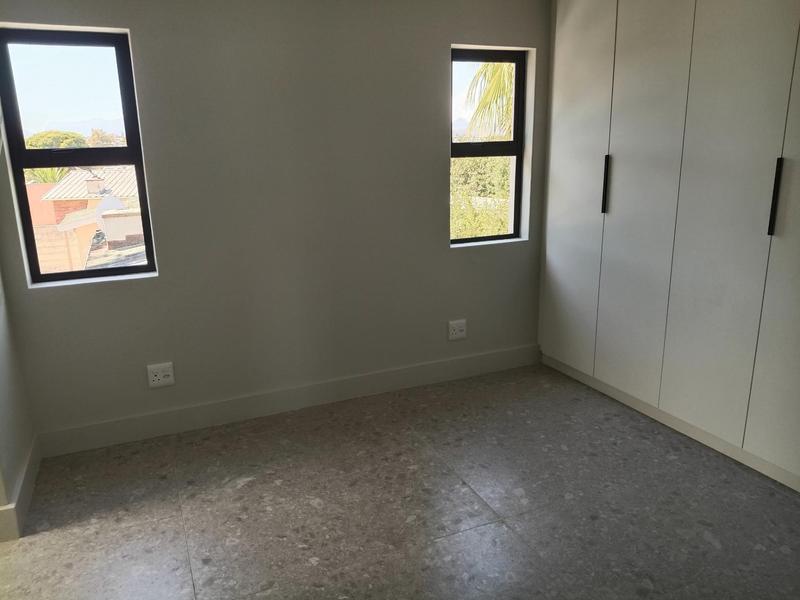 To Let 3 Bedroom Property for Rent in Ferndale Western Cape